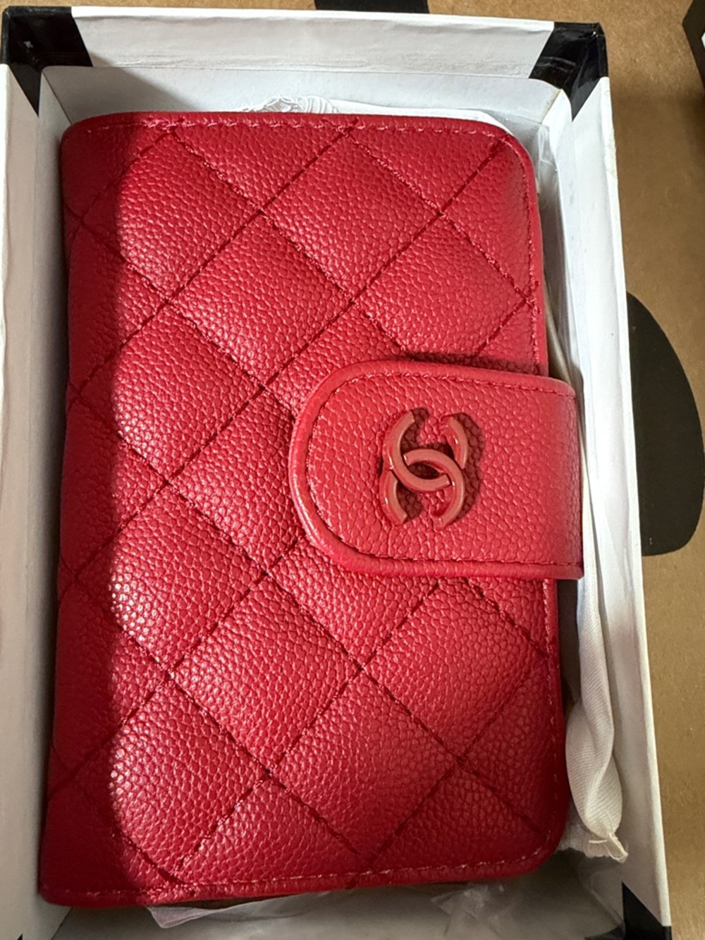 Red  Wallet with CC Turn-Lock